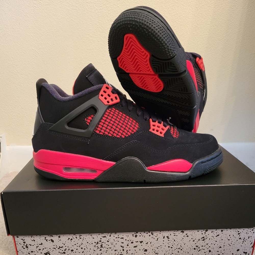 *Sold* Air Jordan 4 Retro Thunder Red